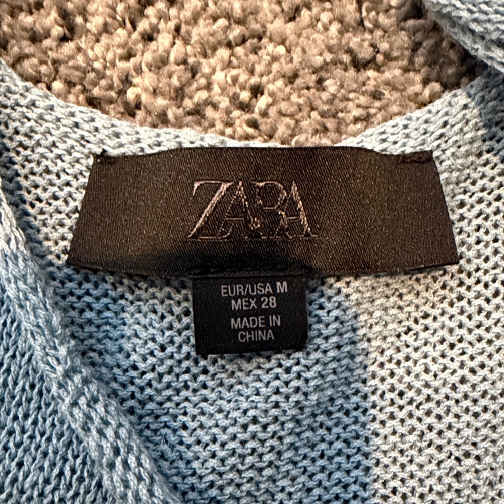 Zara Women's Light Blue Sleeveless Top